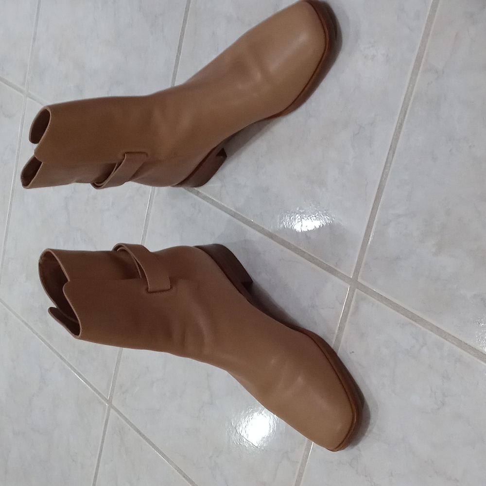 Women Via Spiga Boots